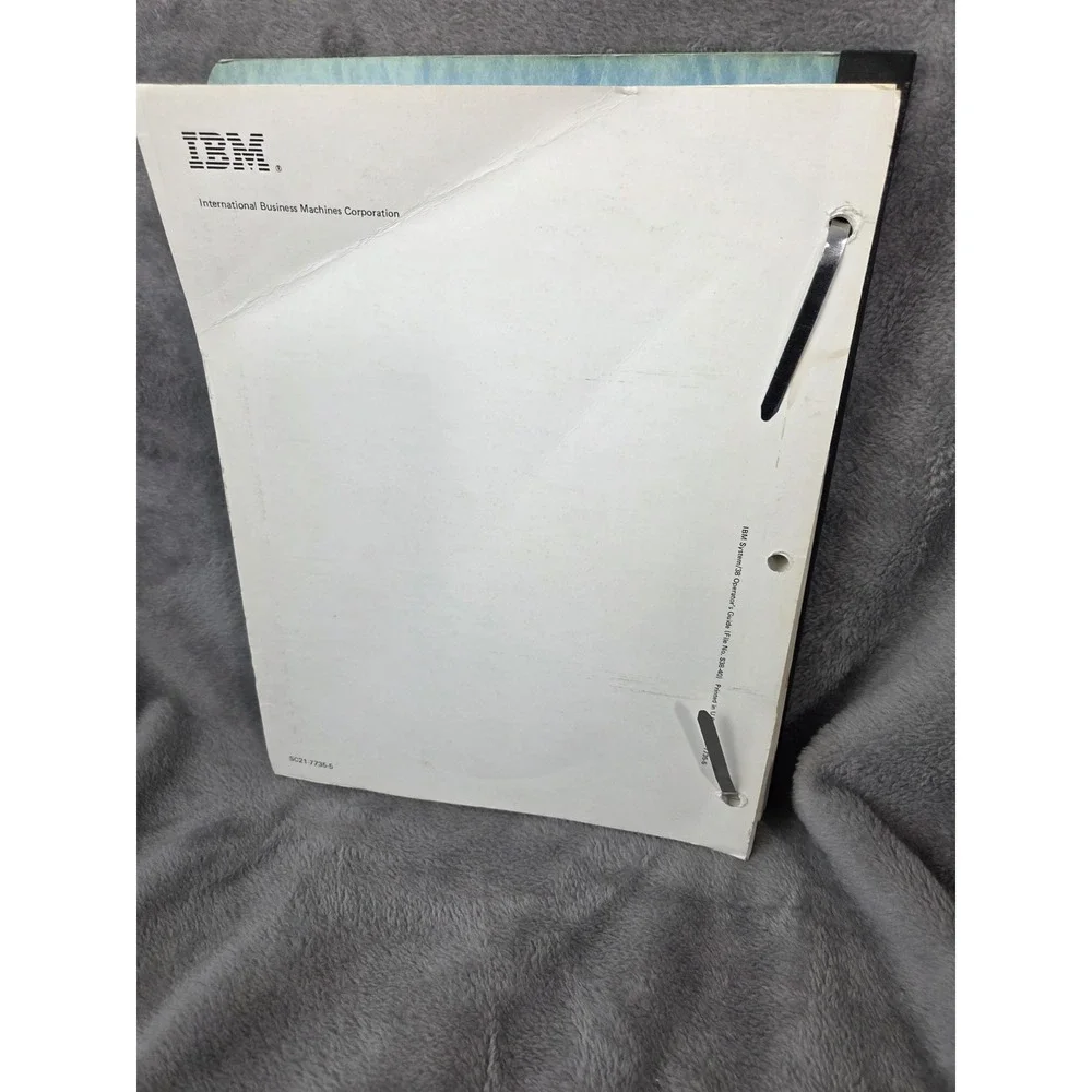 IBM Sytem/38‎  - Operator's Guide Sixth Edition 1984